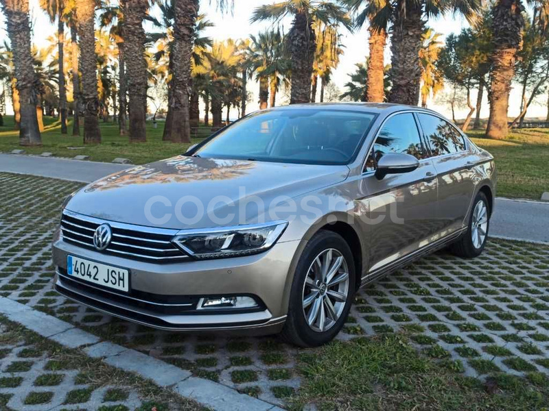 VOLKSWAGEN Passat Advance 1.6 TDI BMT