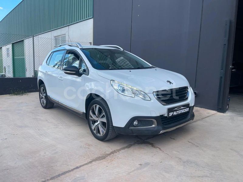 PEUGEOT 2008 Allure 1.6 BlueHDi 100