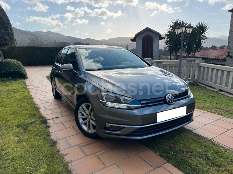 VOLKSWAGEN Golf Advance 1.5 TSI EVO