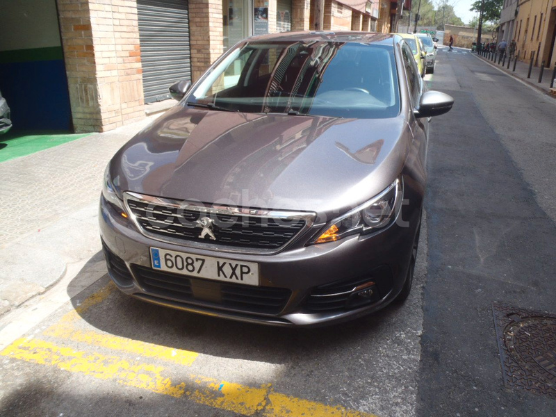 PEUGEOT 308 Allure 1.2 PureTech