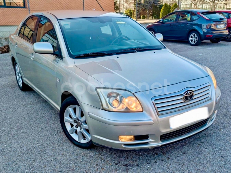 TOYOTA Avensis 2.0 D4D SOL