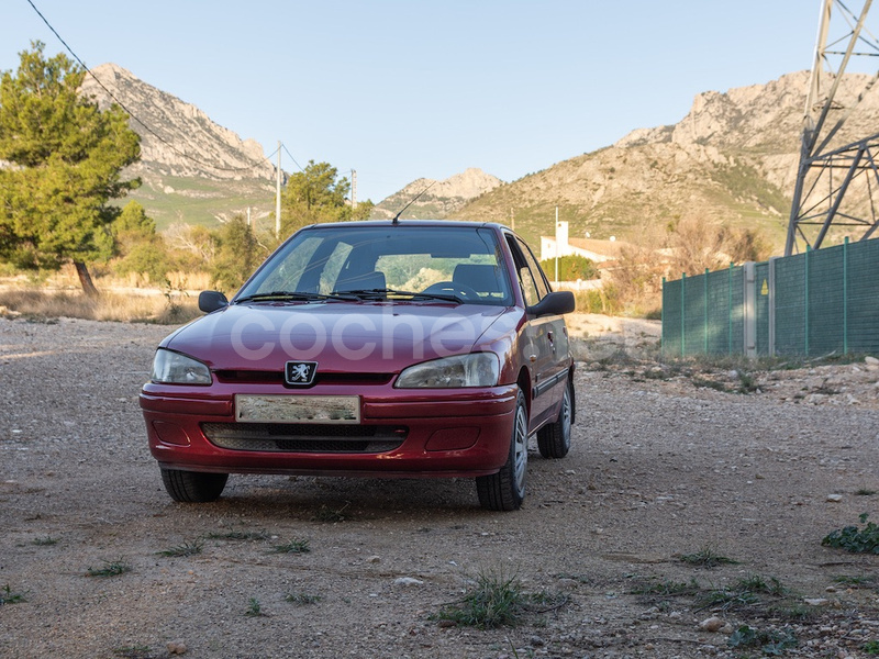 PEUGEOT 106 LONG BEACH 1.4