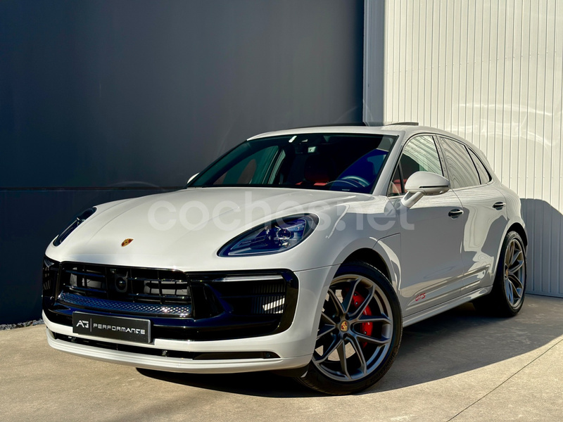 PORSCHE Macan GTS