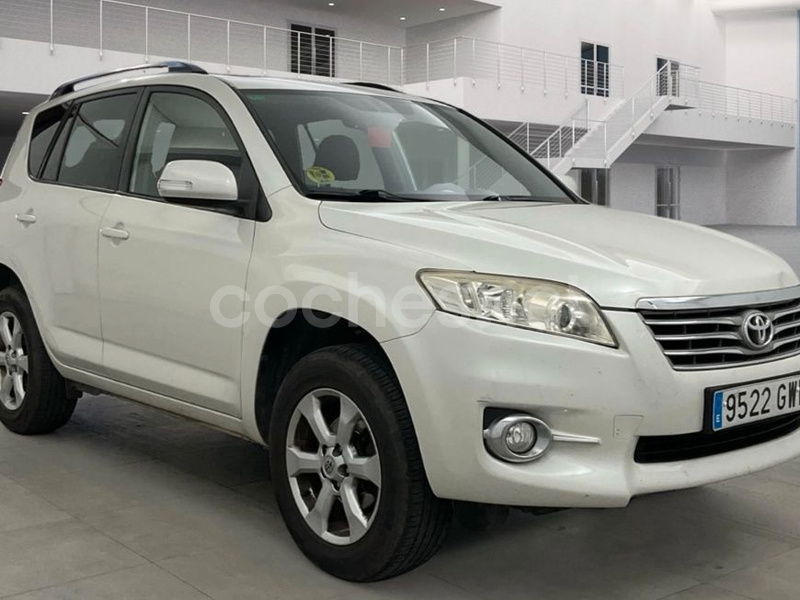 TOYOTA Rav4 2.2 D4D Advance 4x2