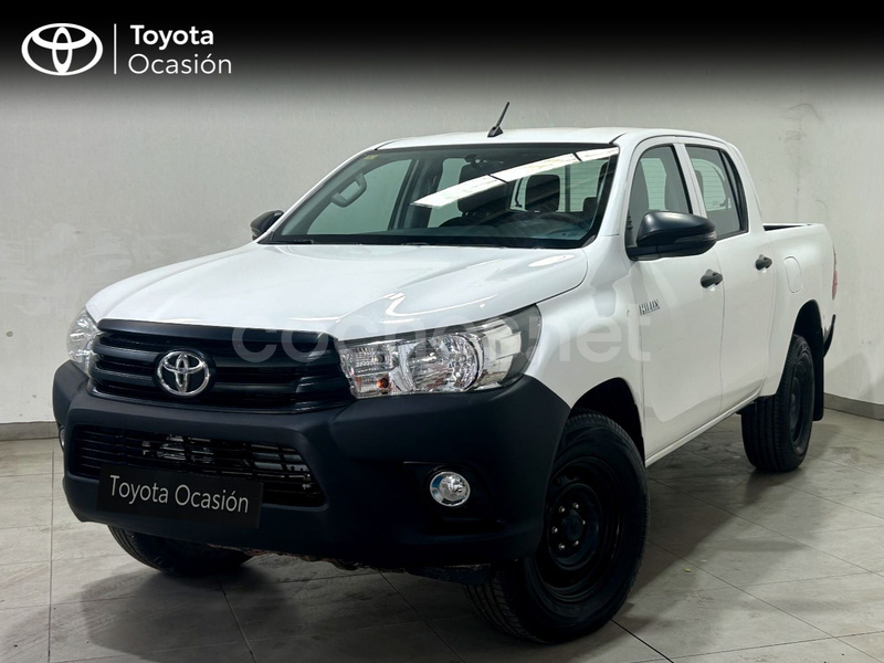 TOYOTA Hilux 2.4 D4D Cabina Doble GX