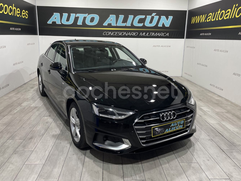 AUDI A4 Advanced 40 TDI S tronic