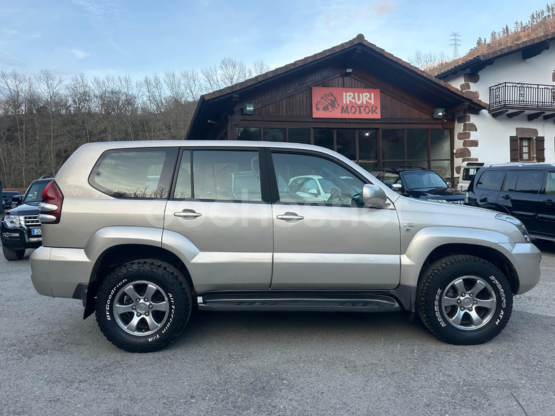 TOYOTA Land Cruiser 3.0 D4D VX