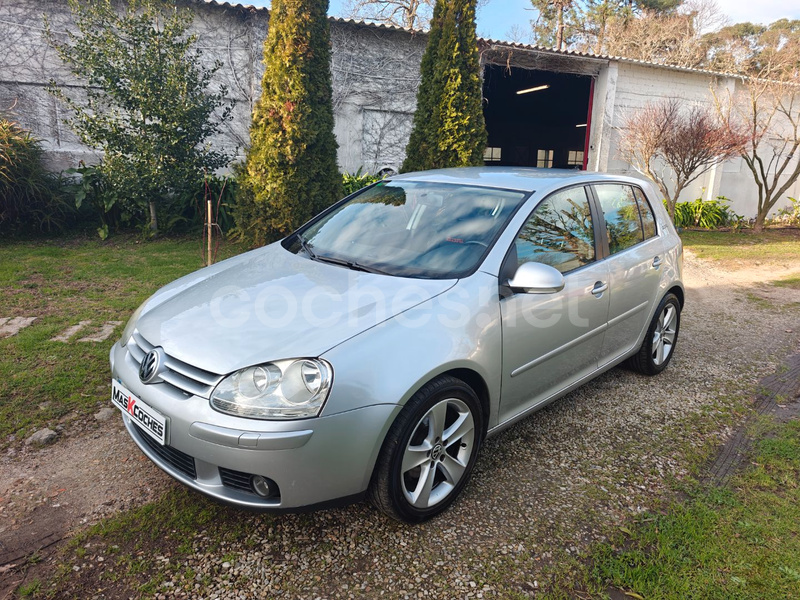 VOLKSWAGEN Golf 1.9 TDI Highline