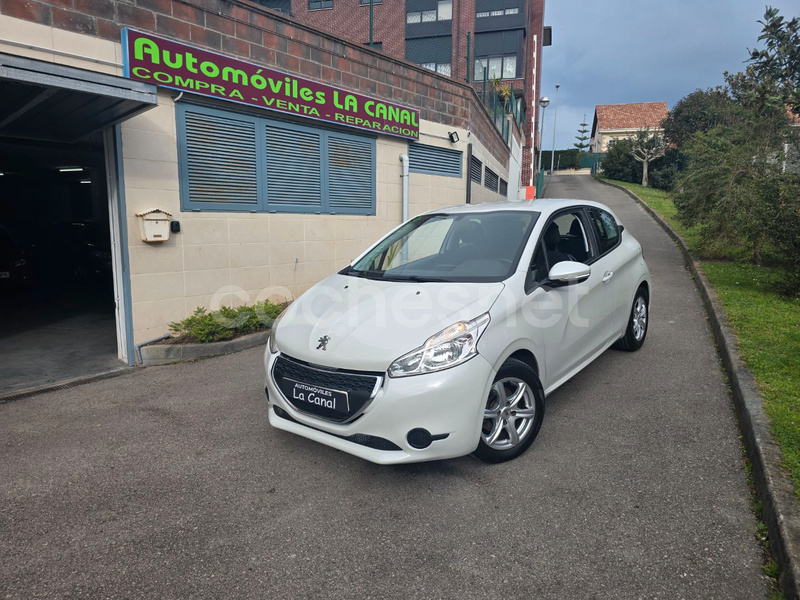 PEUGEOT 208 ACTIVE 1.4 HDi 68