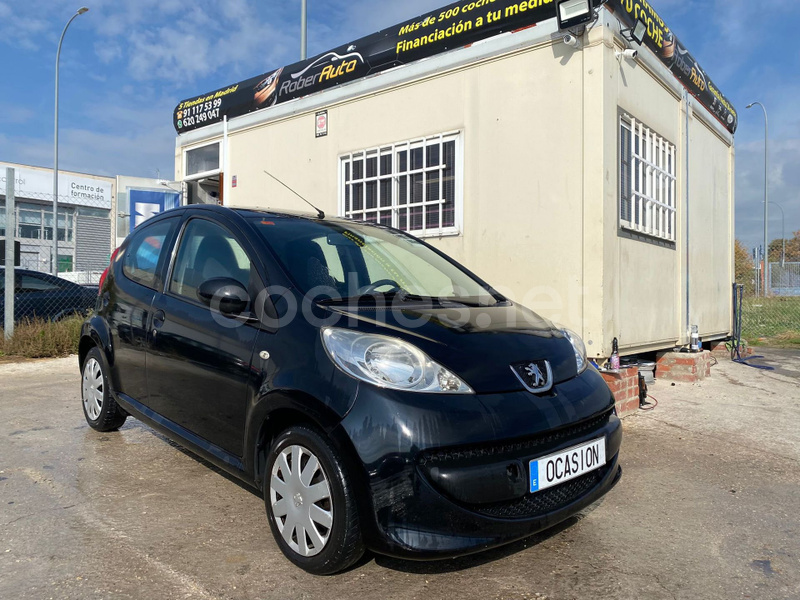 PEUGEOT 107 1.0i Basic