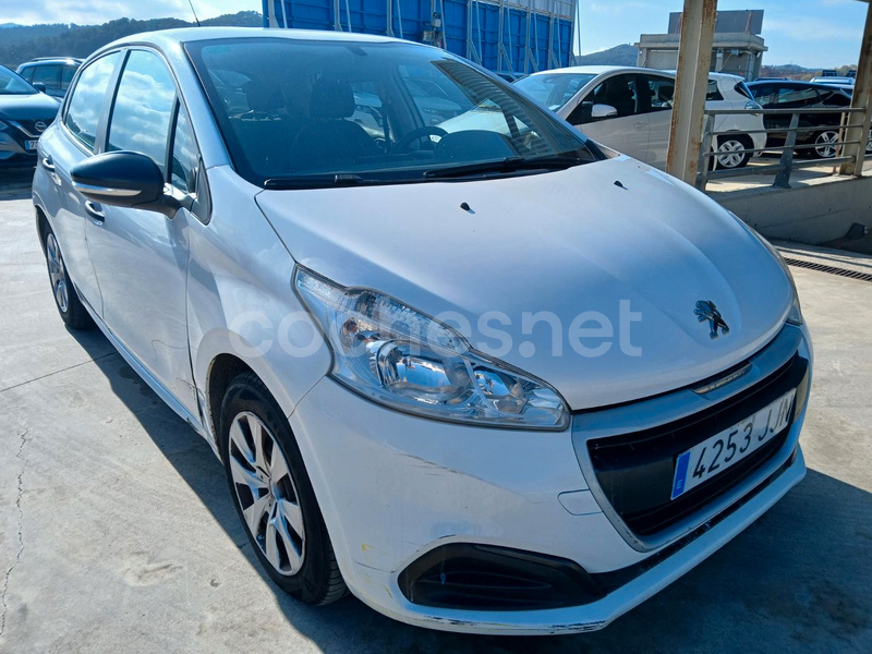 PEUGEOT 208 BUSINESS LINE 1.6 BlueHDi 75