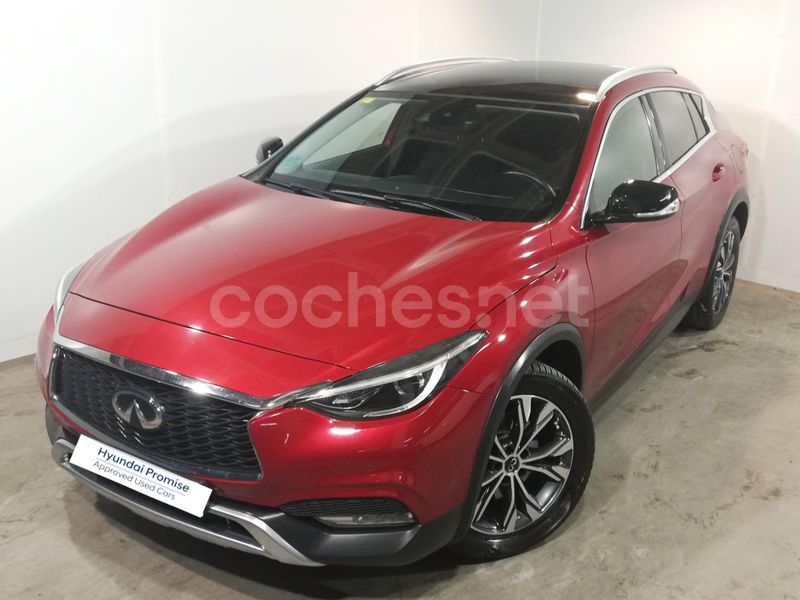 INFINITI QX30 2.2D PREMIUM 7DCT AWD