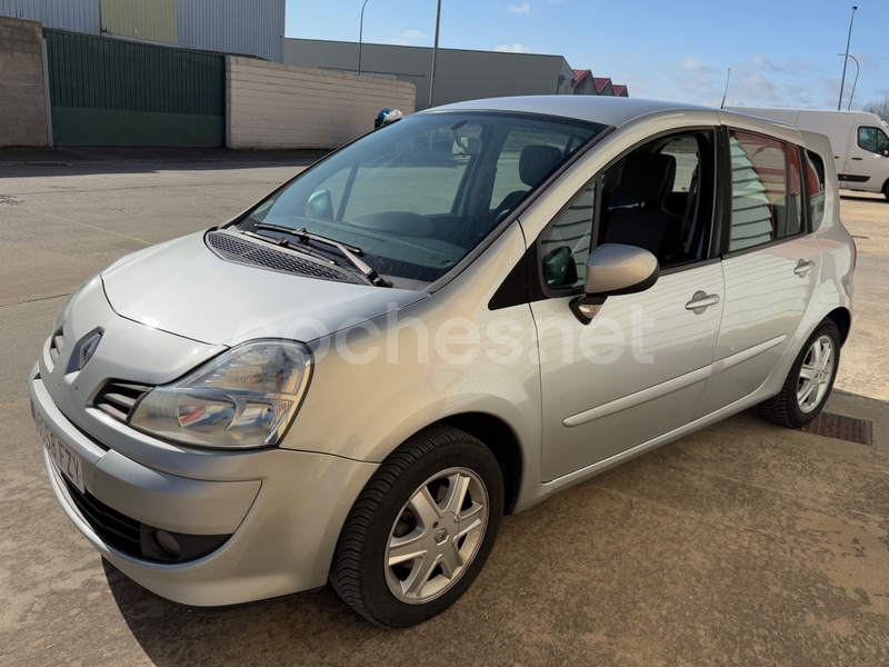 RENAULT Grand Modus Exception 1.5dCi105 eco2