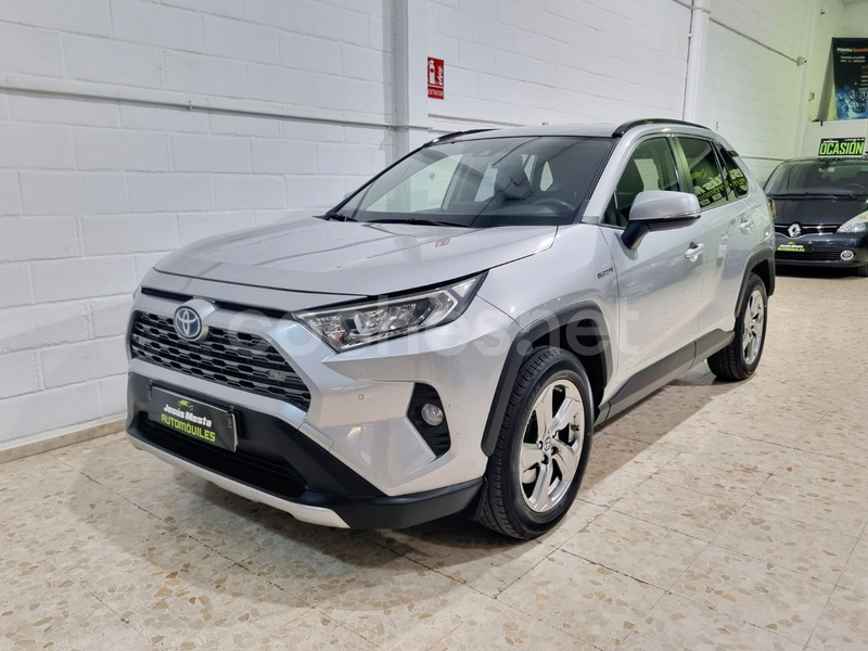 TOYOTA Rav4 2.5l 220H Advance