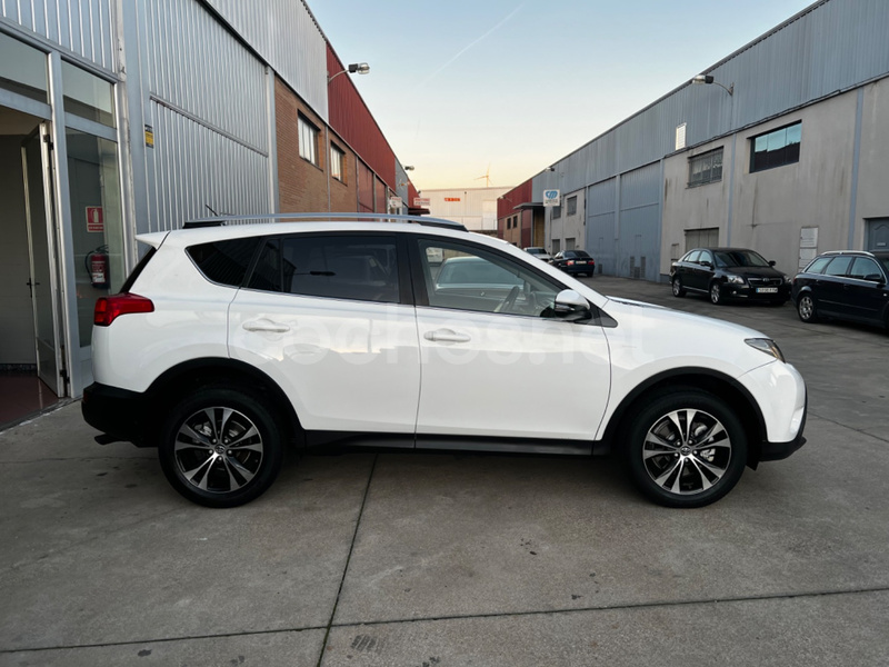 TOYOTA Rav4 120D 4X2 Advance