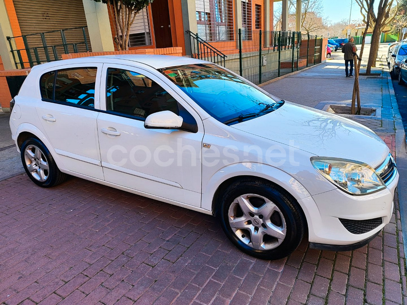 OPEL Astra 1.7 CDTi Enjoy