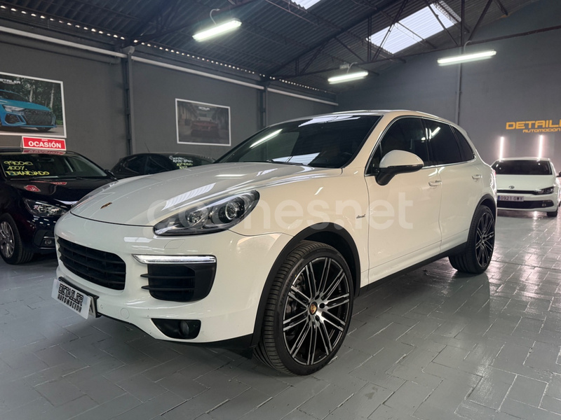 PORSCHE Cayenne Diesel Platinum Edition