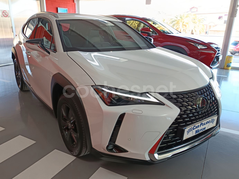 LEXUS UX 2.0 250h Premium