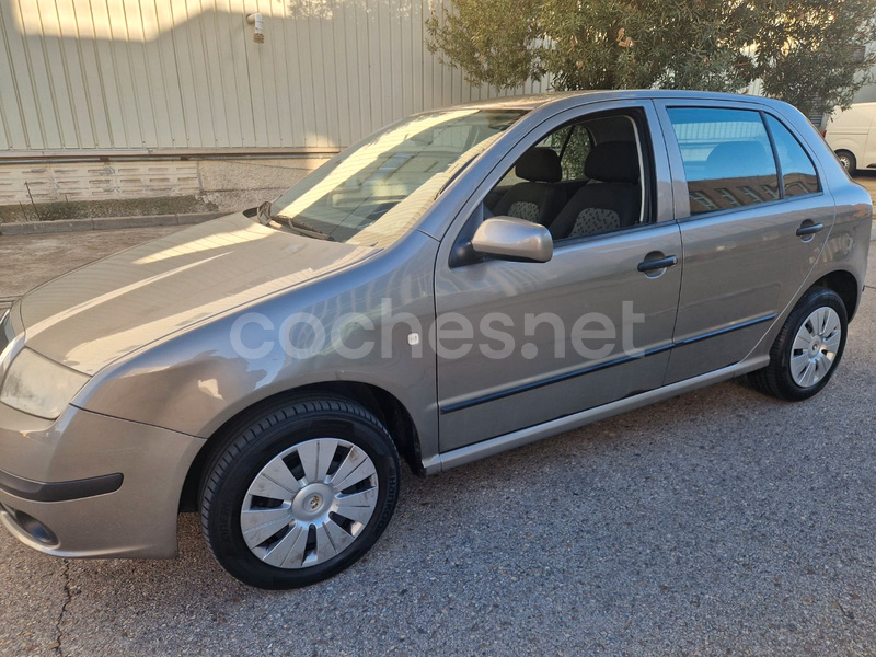 SKODA Fabia 1.2 Spirit