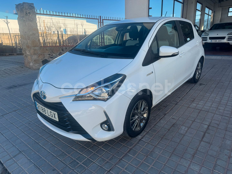 TOYOTA Yaris 1.5 100H Active