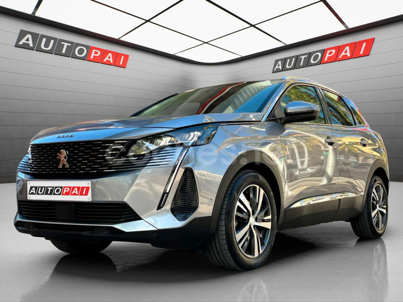 PEUGEOT 3008 1.2 PureTech SS Allure