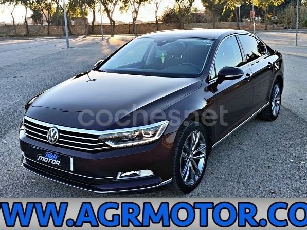 VOLKSWAGEN Passat Sport 2.0 TDI