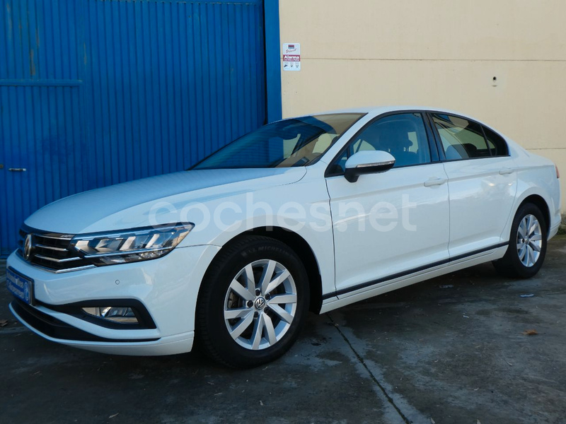 VOLKSWAGEN Passat Business 1.6 TDI DSG