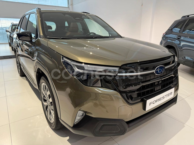 SUBARU Forester 2.0i Hybrid Touring