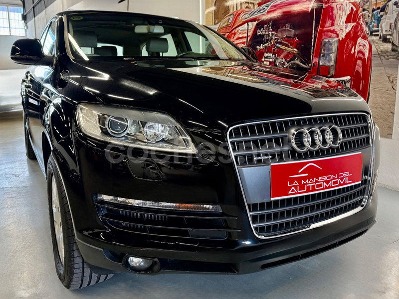 AUDI Q7 3.0 TDI quattro tiptronic