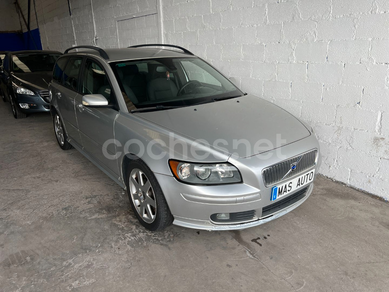 VOLVO V50 2.0D Momentum