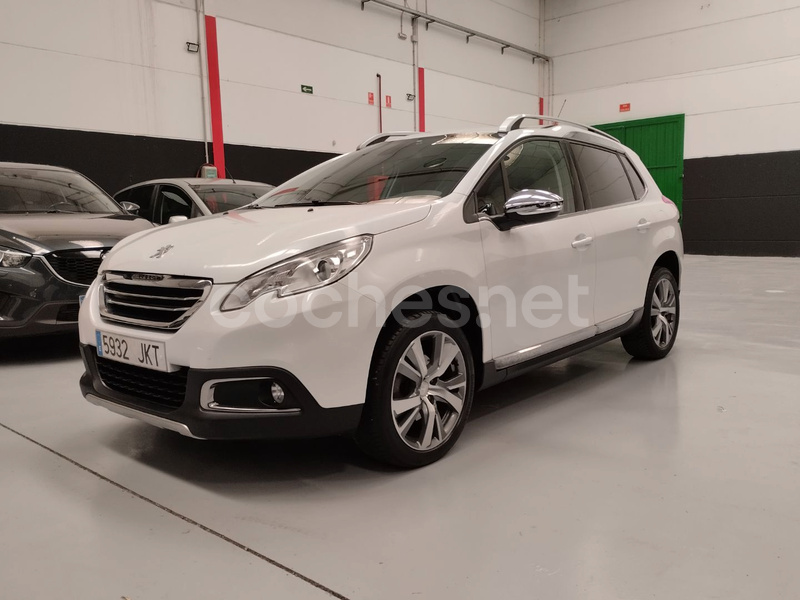 PEUGEOT 2008 Active 1.2 PureTech 110 SS