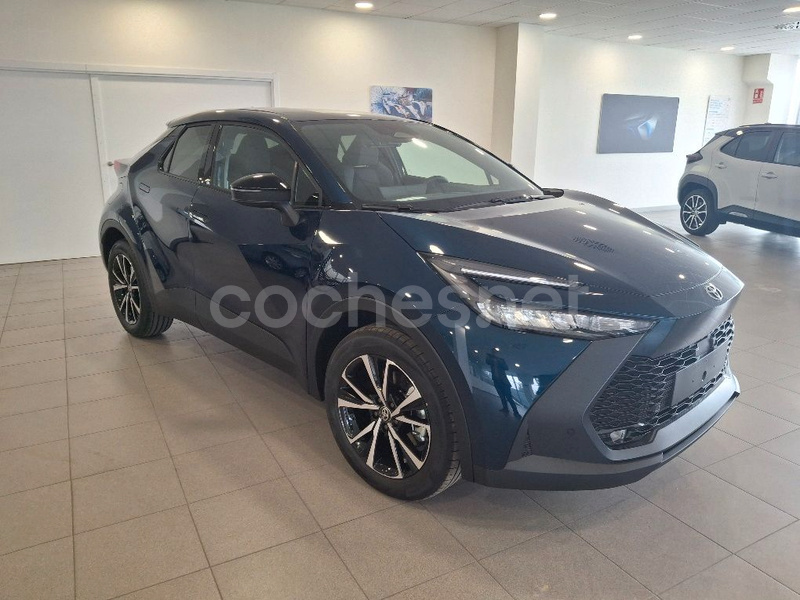 TOYOTA C-HR 2.0 220PH Advance