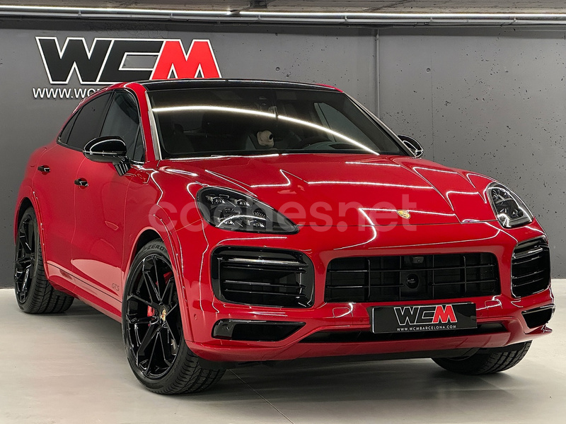 PORSCHE Cayenne Coupé GTS