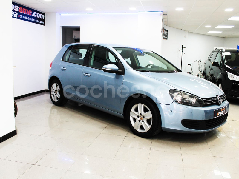 VOLKSWAGEN Golf VI1.6 TDI DPF Sport