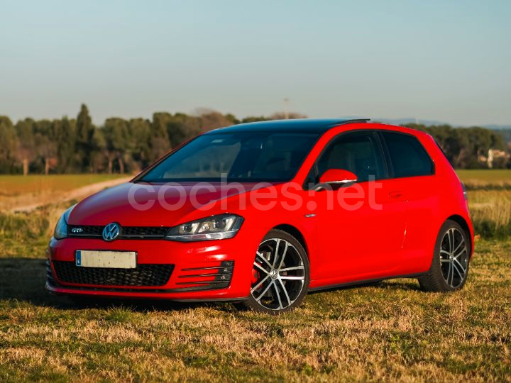 VOLKSWAGEN Golf 2.0 TDI DSG GTD BMT
