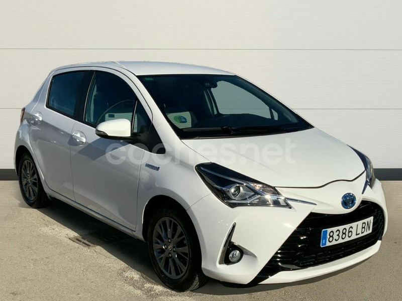 TOYOTA Yaris 1.5 100H Active