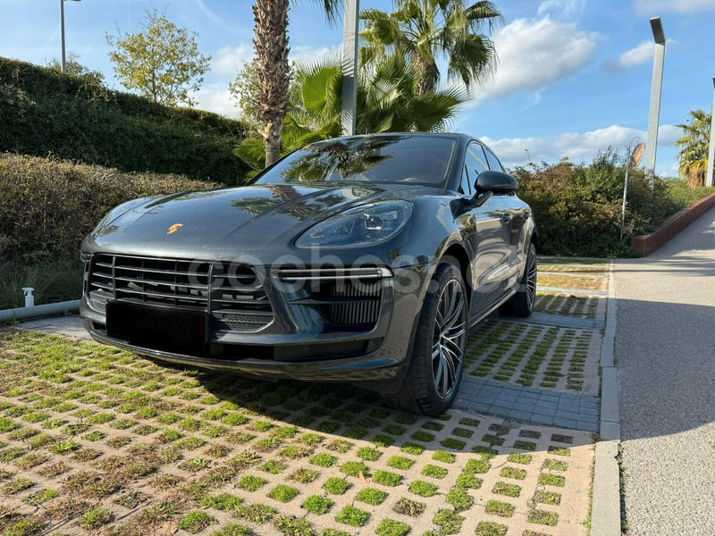 PORSCHE Macan Turbo