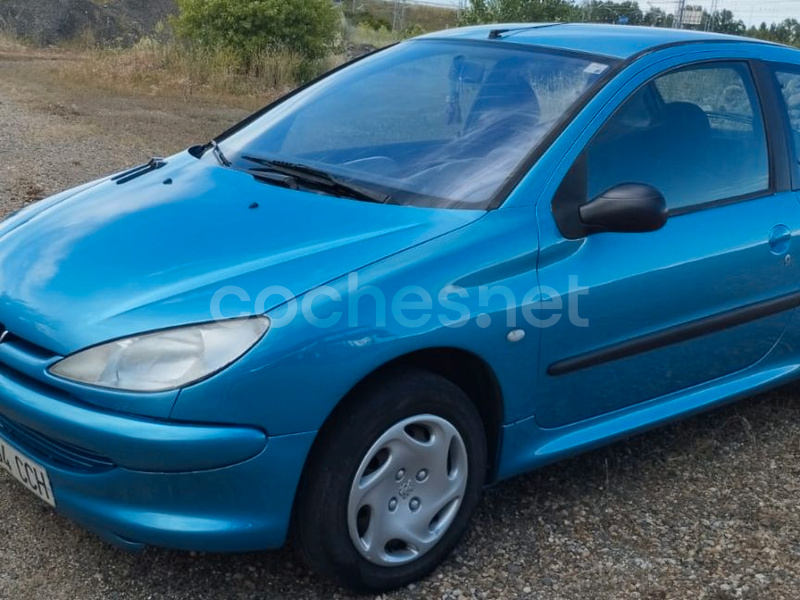 PEUGEOT 206 1.4 75 Play Station 2