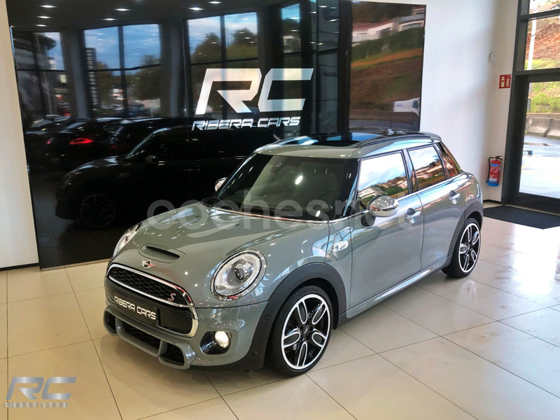 MINI MINI COOPER SD 5 PUERTAS automatico