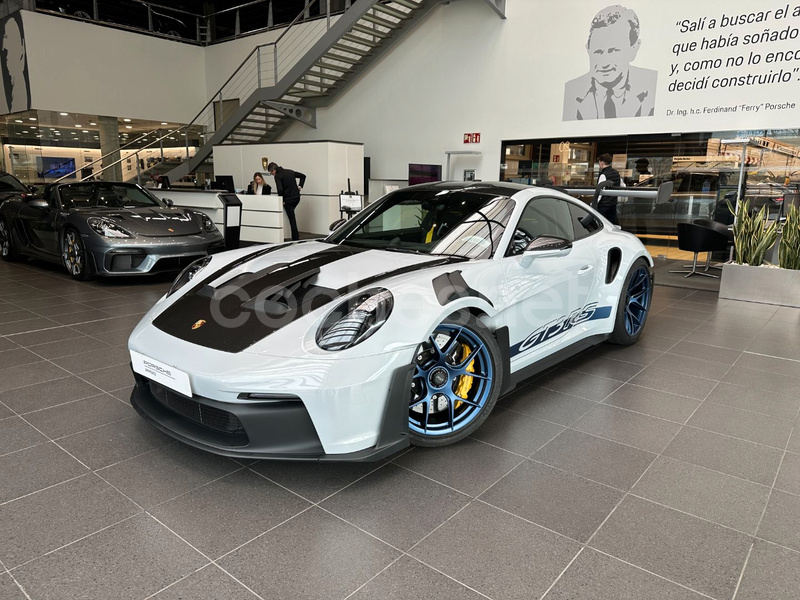 PORSCHE 911 GT3 RS