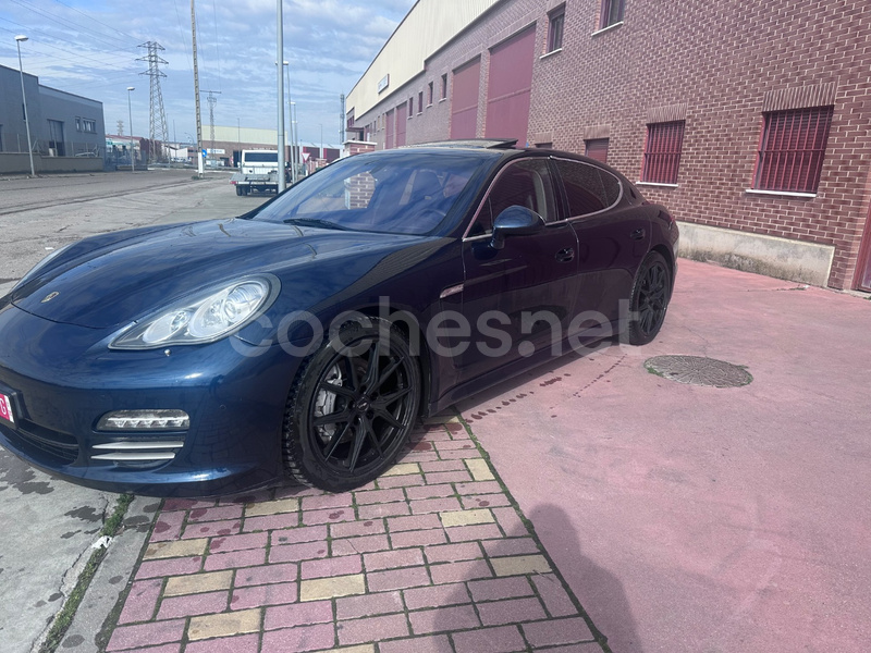 PORSCHE Panamera 4.8 4S