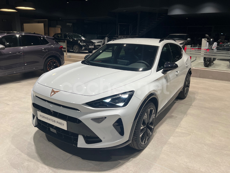 CUPRA Formentor 1.5 TSI eHybrid 204 CV DSG