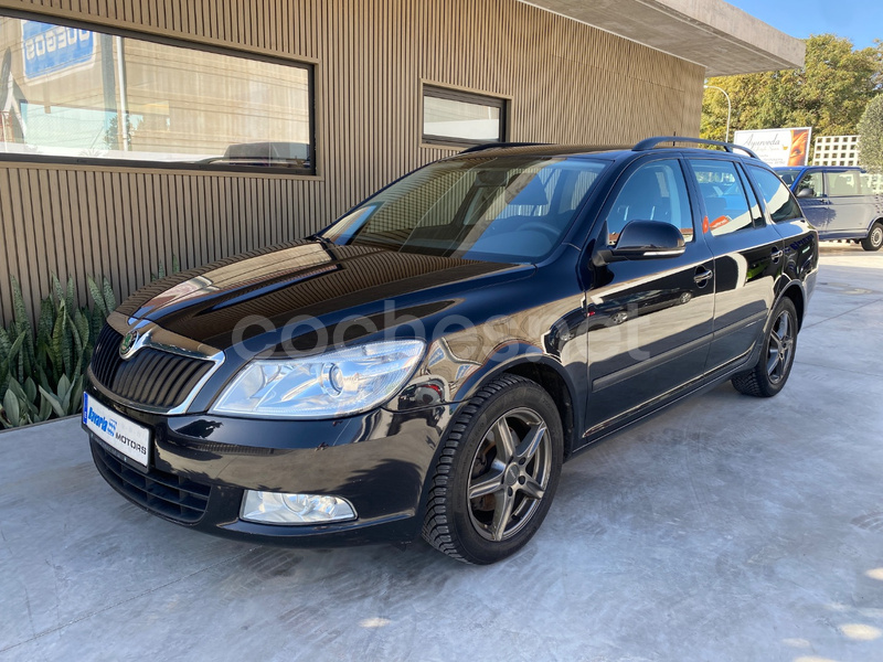 SKODA Octavia Combi 2.0 TDI Elegance