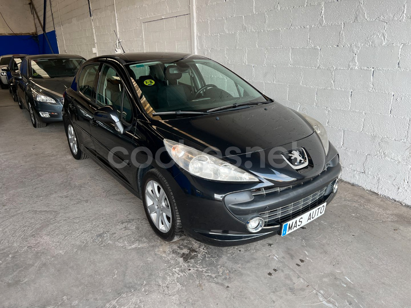 PEUGEOT 207 Premium 1.6 HDI 90