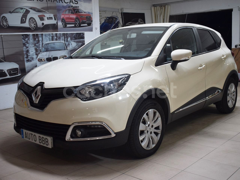 RENAULT Captur Adventure dCi 90 SS eco2