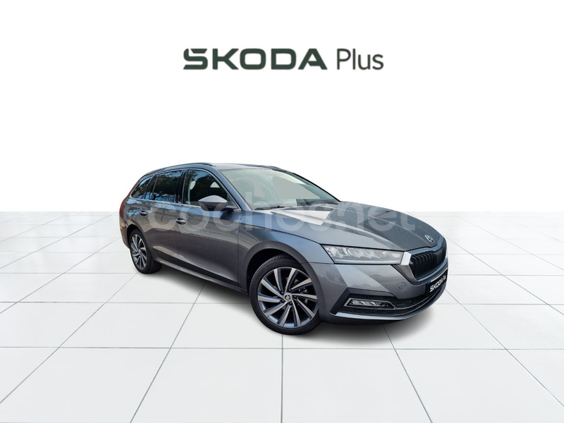 SKODA Octavia Combi 2.0 TDI DSG Style