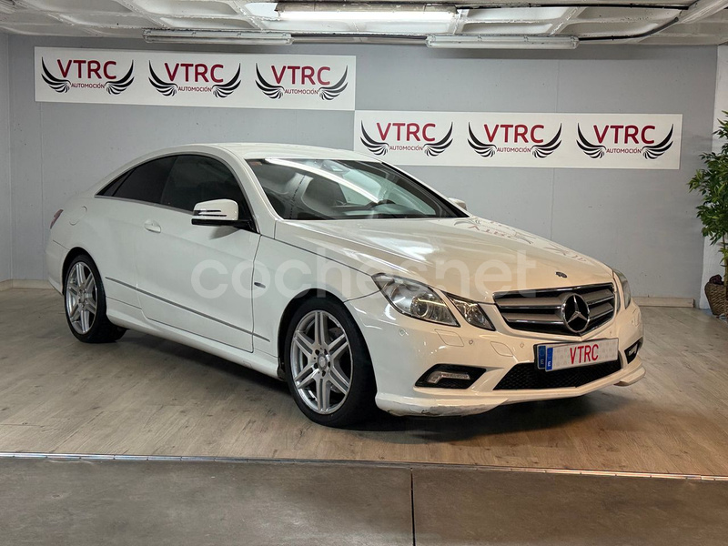 MERCEDES-BENZ Clase E Coupe E 220 CDI Blue Efficiency Avantg.