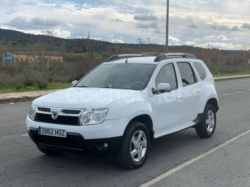 DACIA Duster Laureate 2012 dCi 110