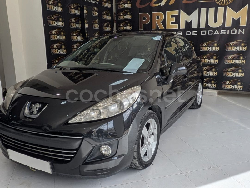 PEUGEOT 207 Confort 1.6 HDI 90