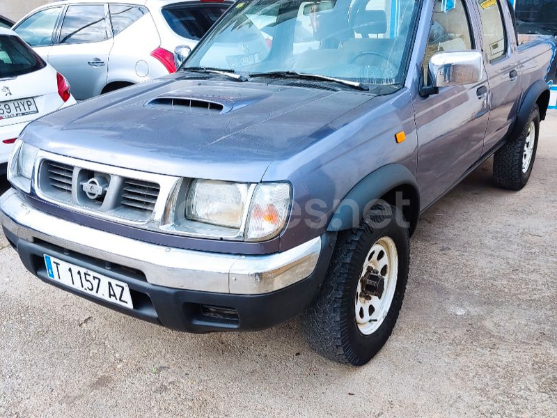 NISSAN Pick-up 2.5 TD DOUBLE CAB NAVARA